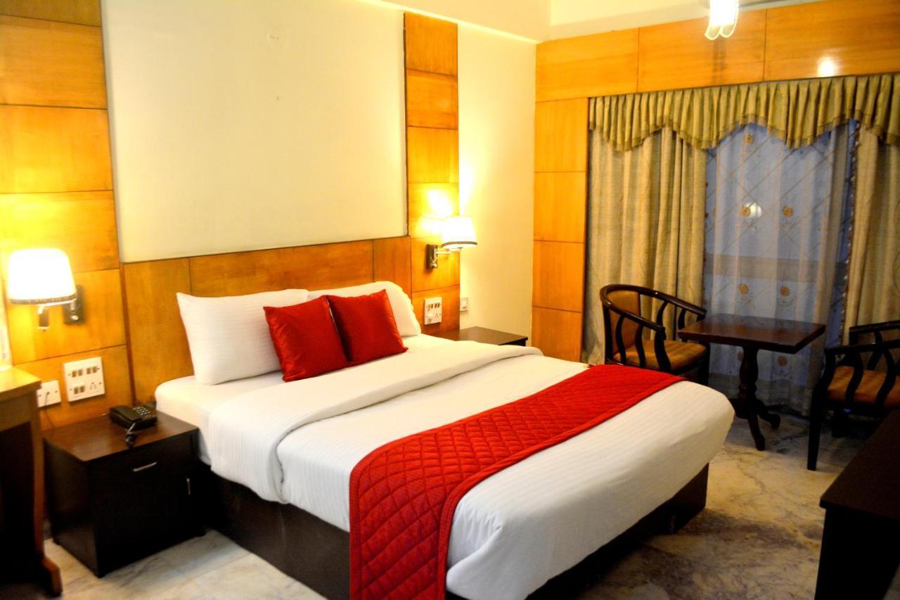 Hotel City Centaur And Convention Center- Vaccinated Staff Bangalore Ngoại thất bức ảnh