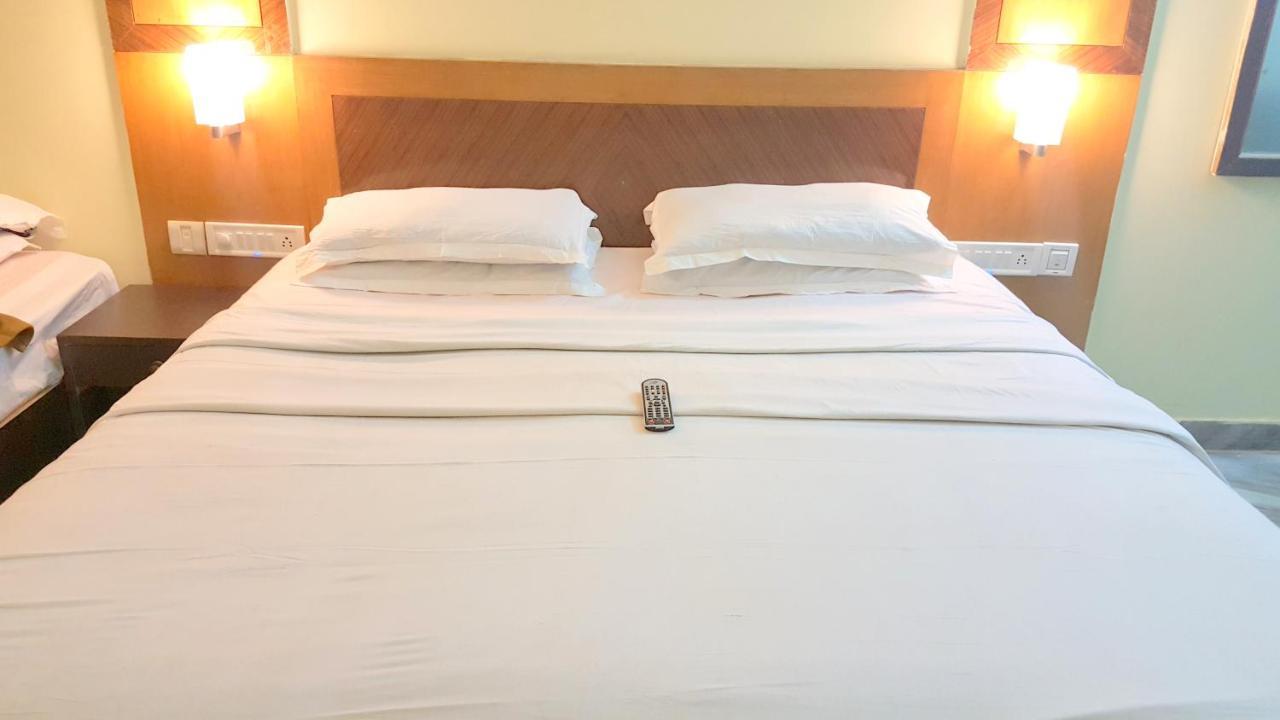 Hotel City Centaur And Convention Center- Vaccinated Staff Bangalore Ngoại thất bức ảnh